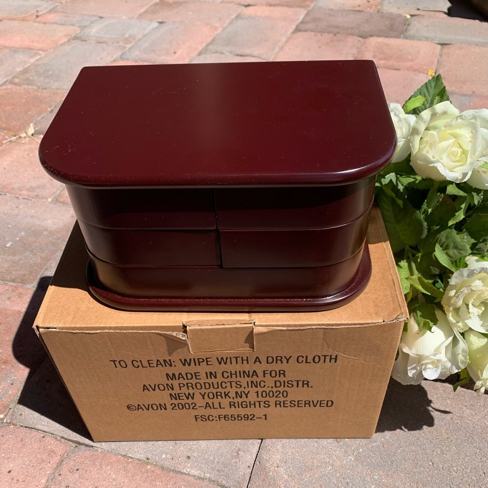 Mahogany-Look Swivel Jewelry Box